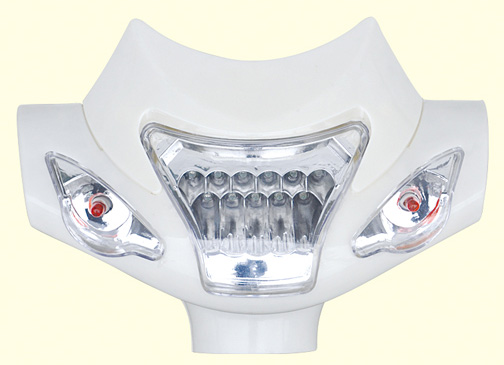 電動三輪車塑件